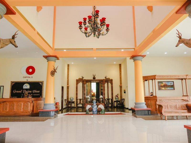 Capital O 892 Grand Pujon View Hotel And Resort Batu  Dış mekan fotoğraf