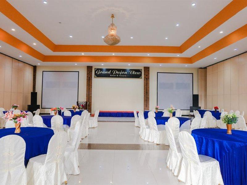 Capital O 892 Grand Pujon View Hotel And Resort Batu  Dış mekan fotoğraf