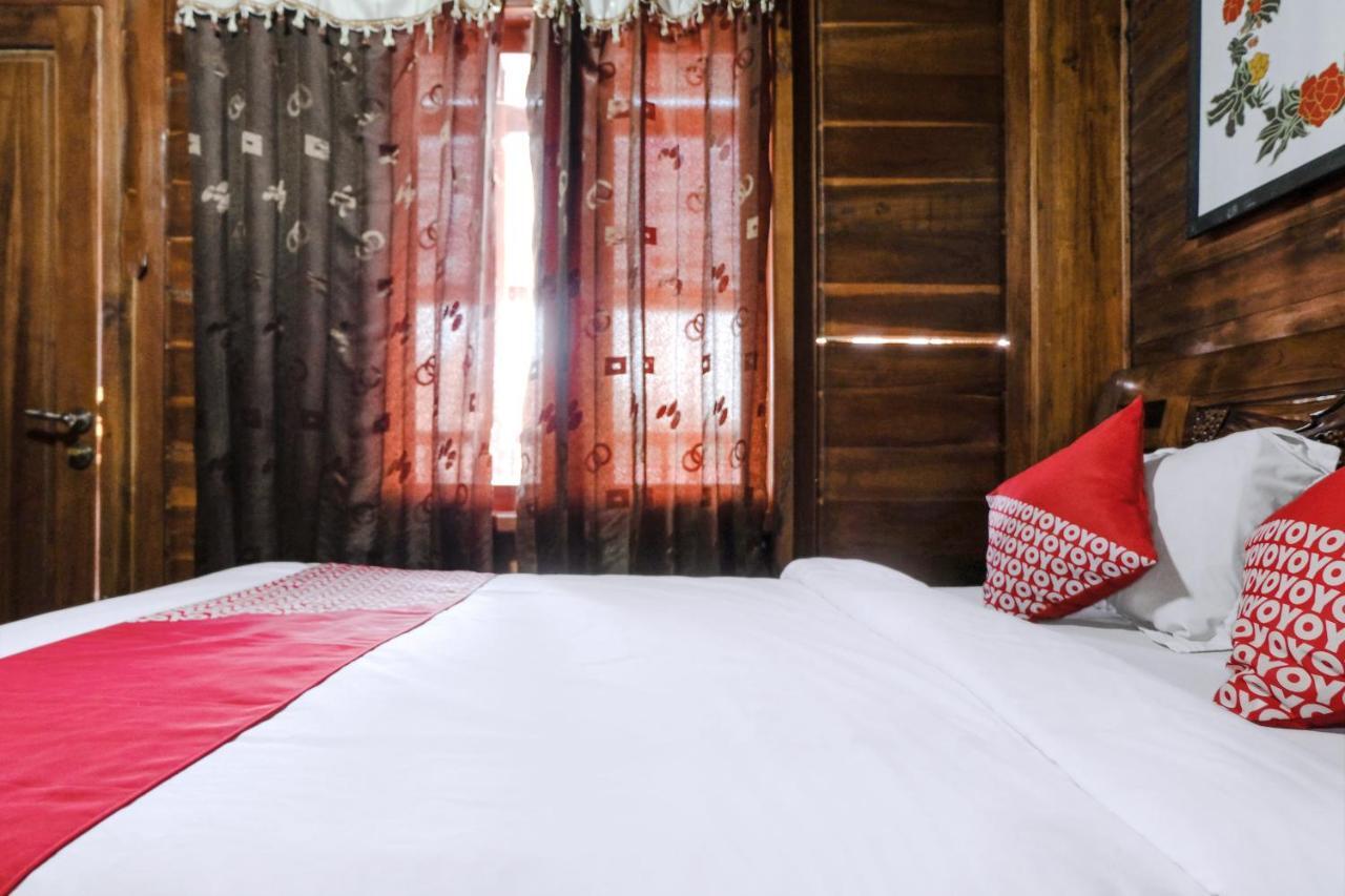 Capital O 892 Grand Pujon View Hotel And Resort Batu  Dış mekan fotoğraf